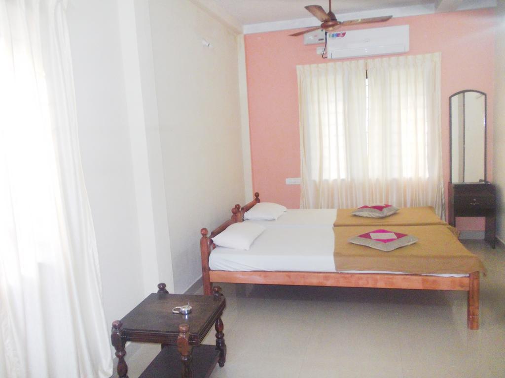 Rosegarden Homestay Fort Kochi Phòng bức ảnh