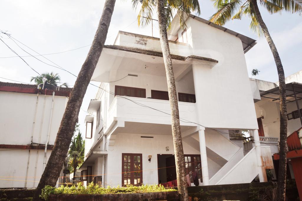 Rosegarden Homestay Fort Kochi Ngoại thất bức ảnh
